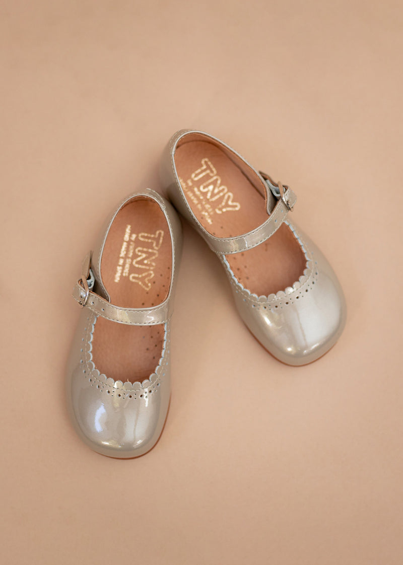 Zapatos y Calcetería - Niña