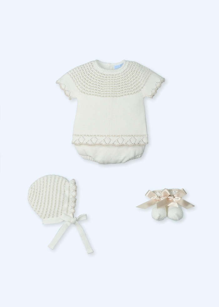 Traje 4 piezas dots bliss