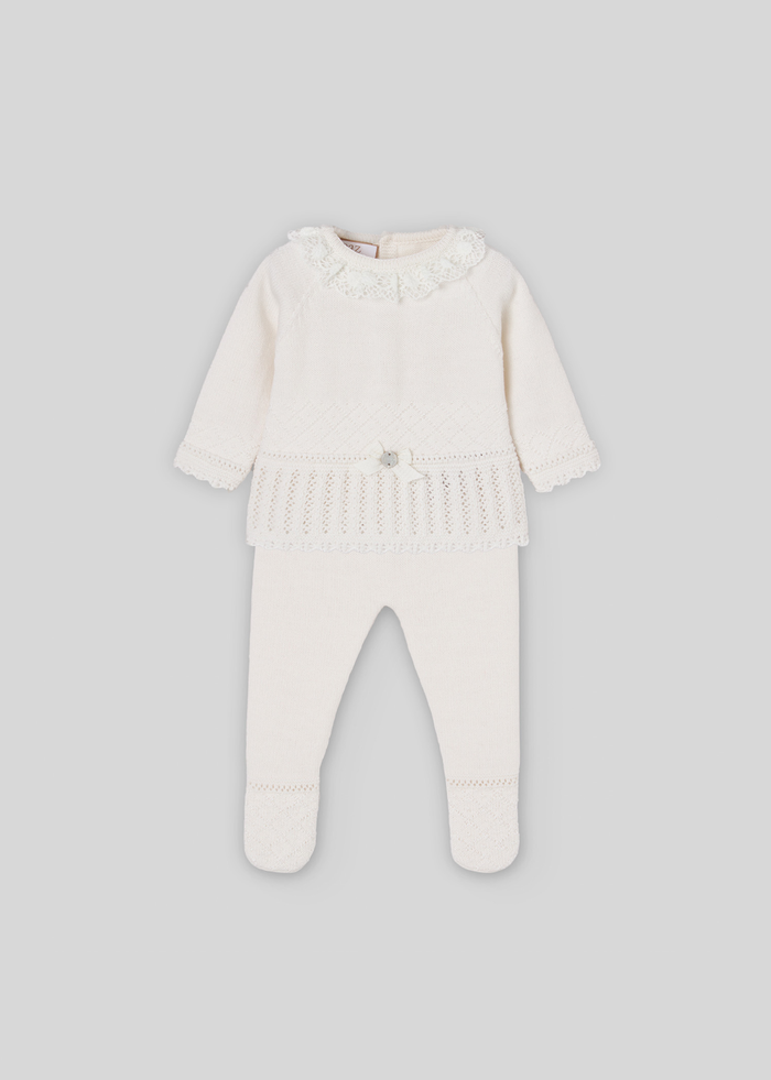 Conjunto jubón + polaina "paz"