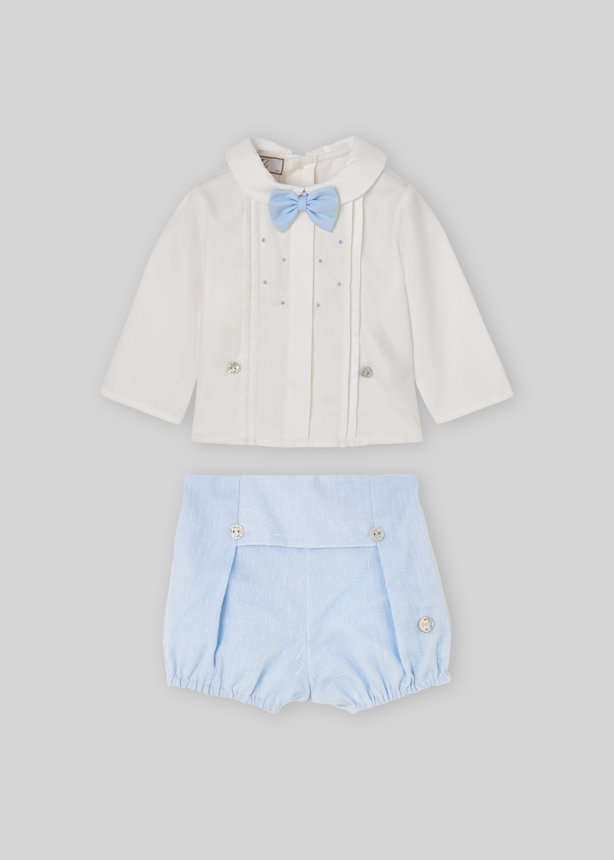 Conjunto blusa + pantalón corto "fogar"