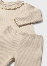Conjunto pantalón con chaleco