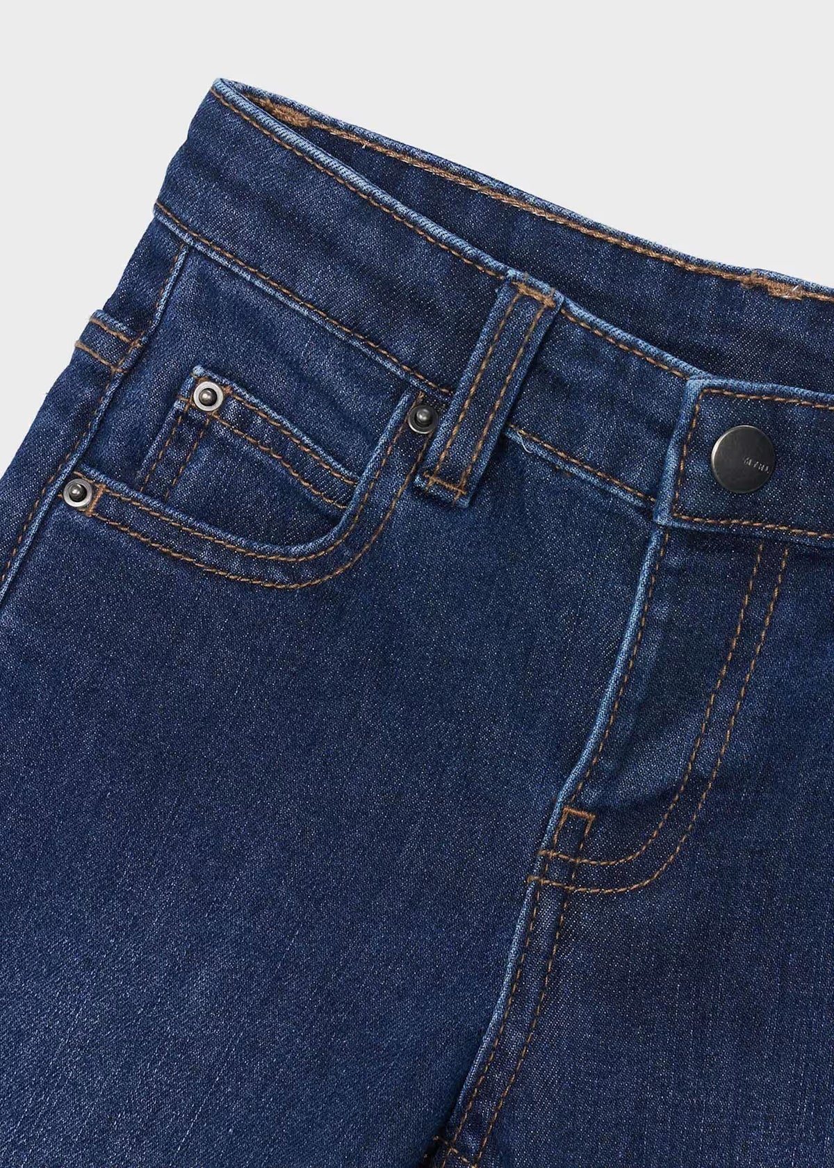 Pantalón vaquero básico regular fit niño