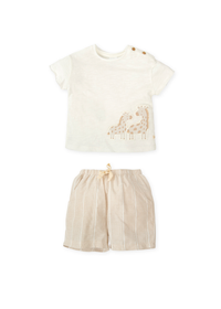 Conjunto camiseta jirafas y bermuda fil a fil