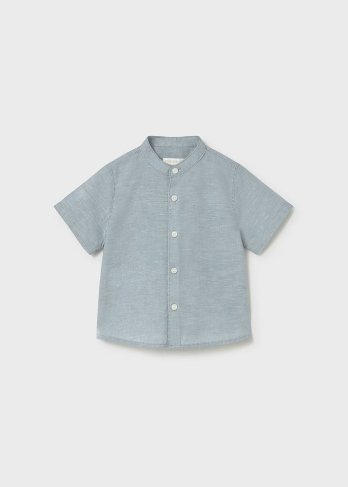 Camisa con lino y cuello mao bebé