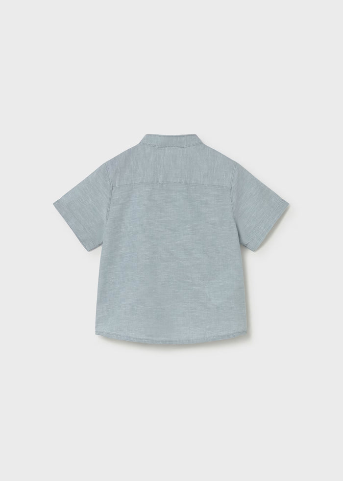 Camisa con lino y cuello mao bebé