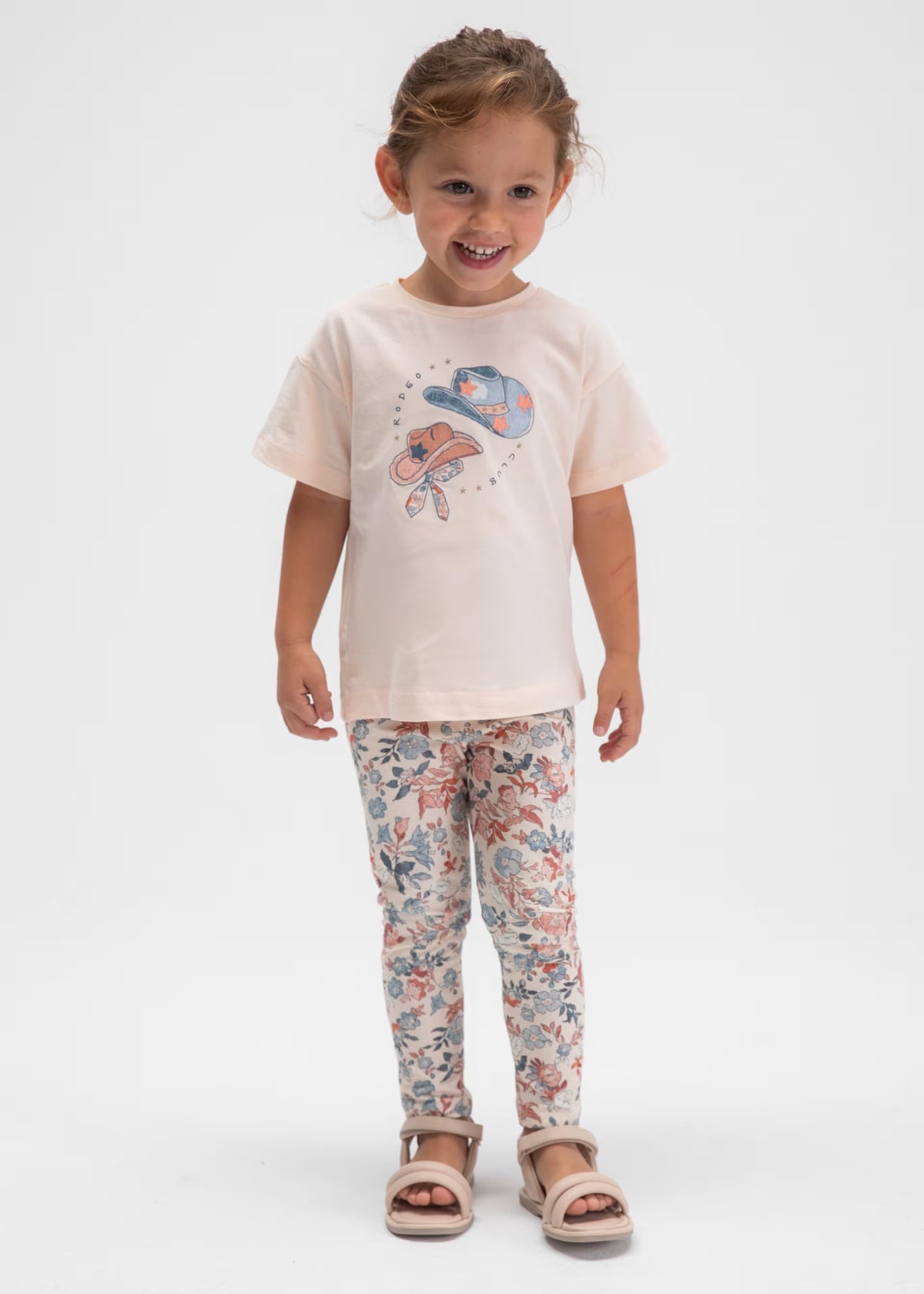 Conjunto legging estampado y camiseta niña
