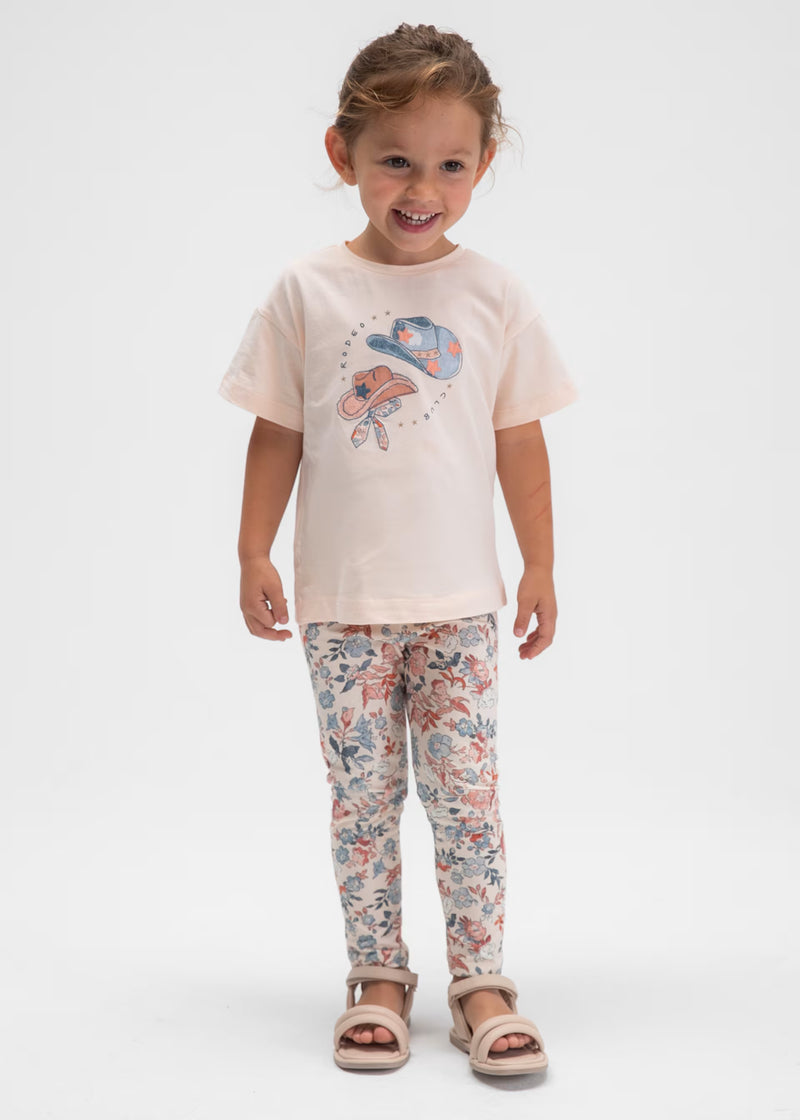 Conjunto legging estampado y camiseta niña