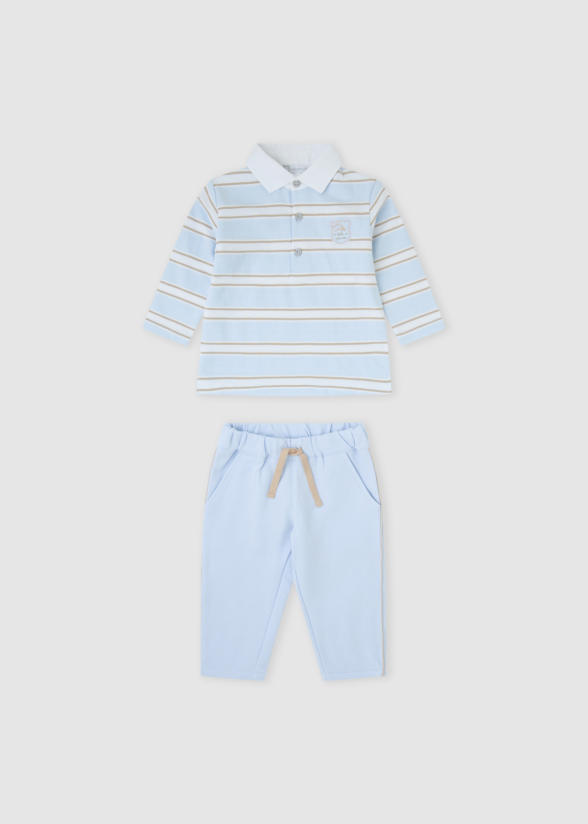 Conjunto azul cielo bebé niño