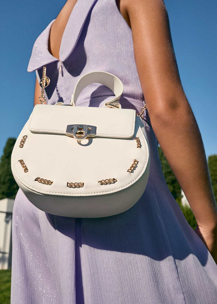 Bolso detalle cadenas niña