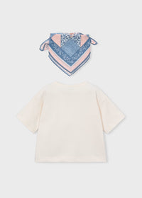 Camiseta con pañuelo estampado niña