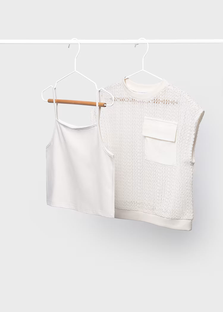 Camiseta con top chica