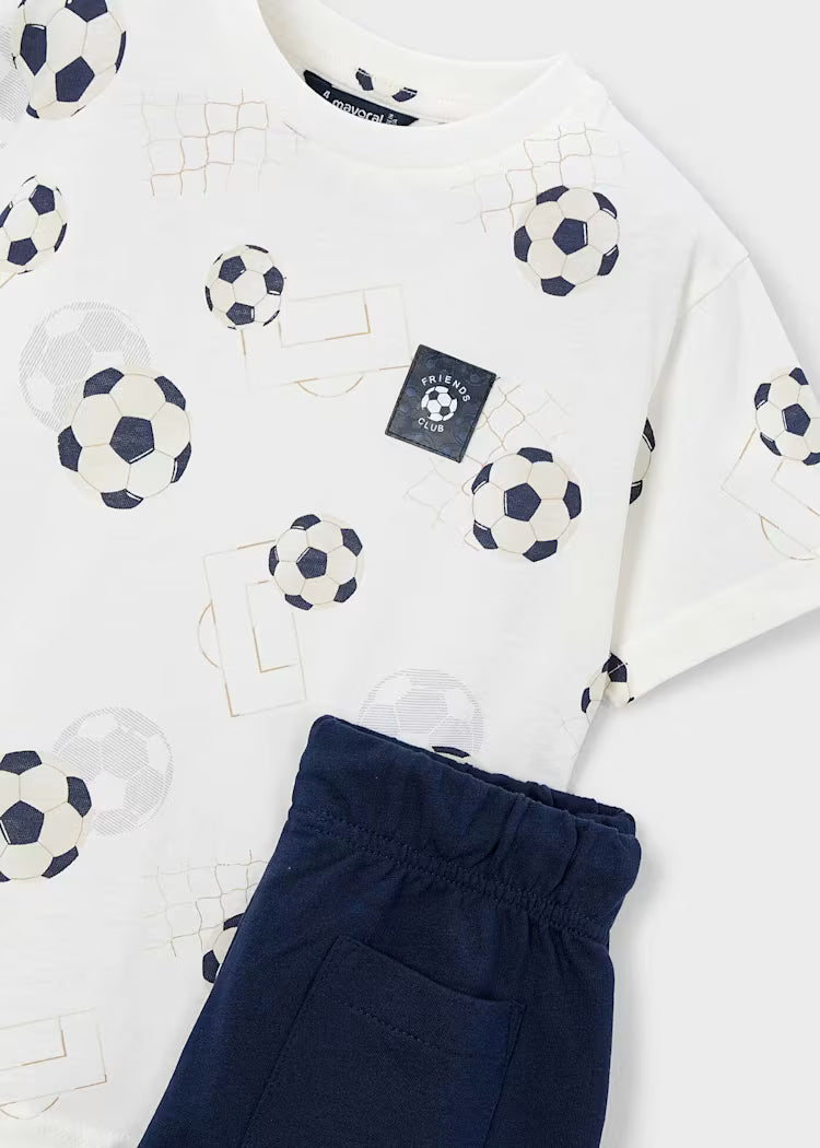 Conjunto bermuda y camiseta estampada niño