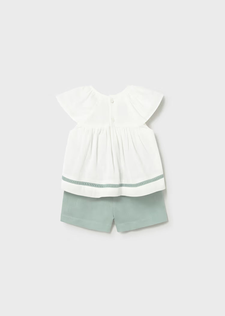 Conjunto pantalón corto y blusa bebé