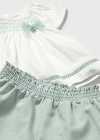 Conjunto pantalón corto y blusa bebé