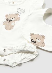 Pijama corto volante con babero recién nacida