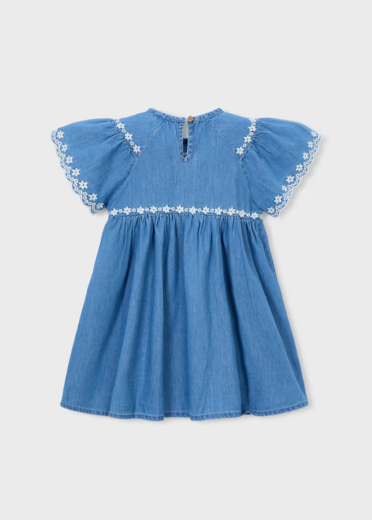 Vestido detalles bordados niña