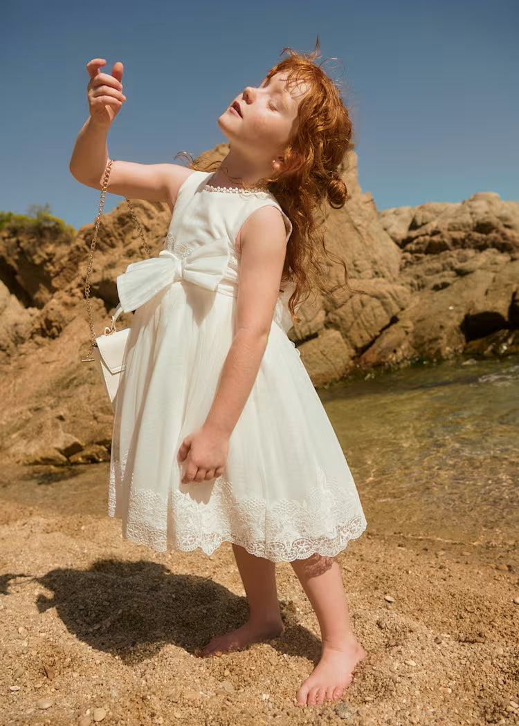 Vestido tul bordado lazada niña